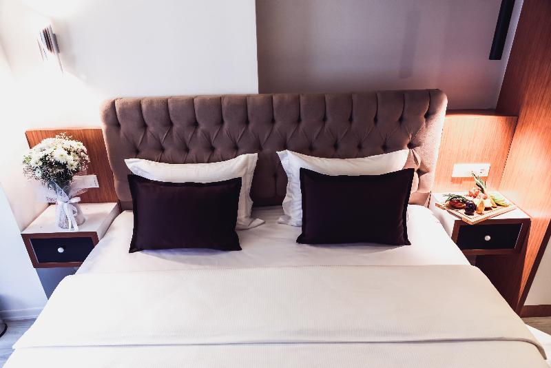 Tymbris Hotel